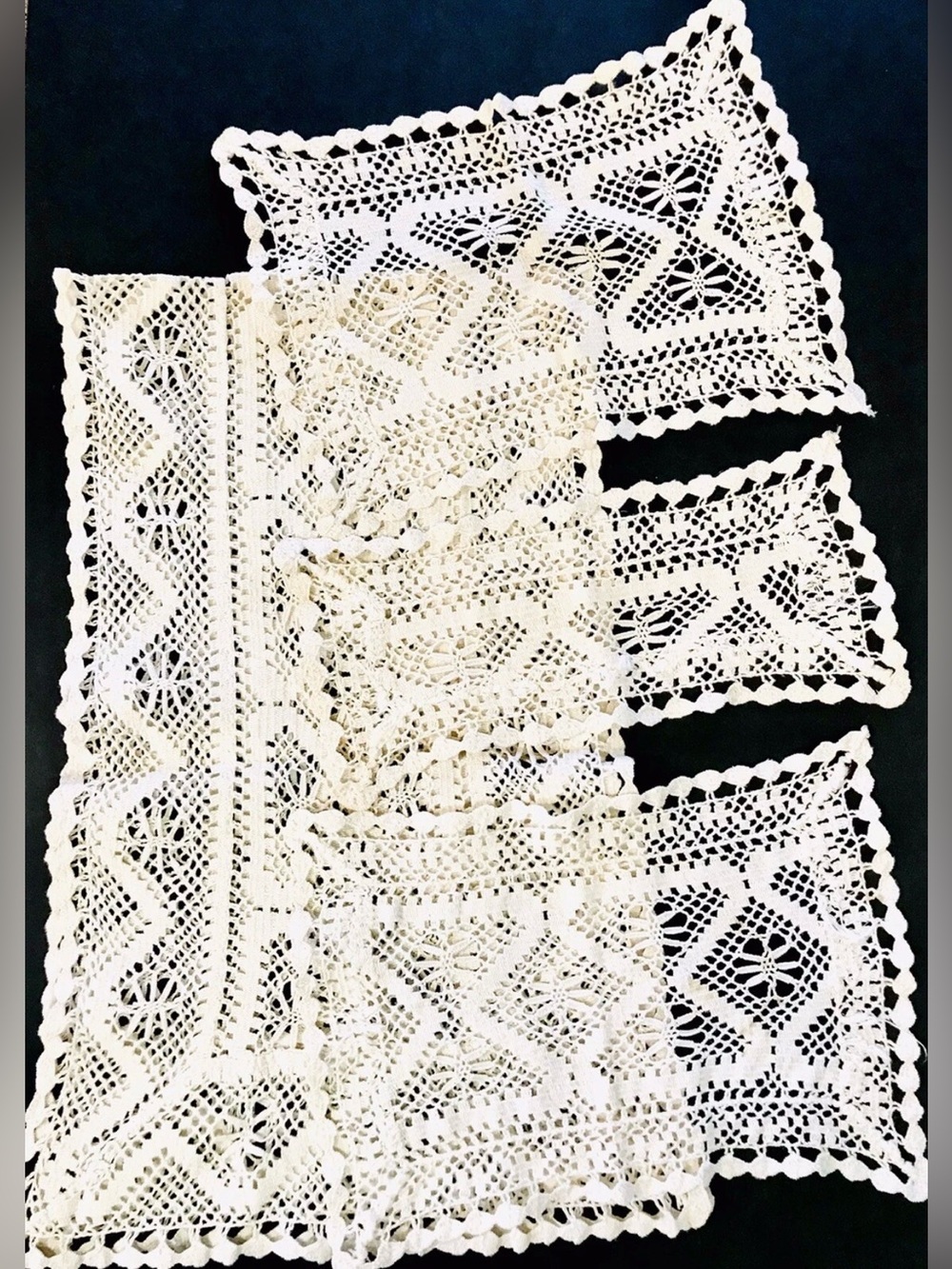 Vintage MCM 1960's Hand Crocheted Ecru Matching Set Of 4 Table Runner & Doilies